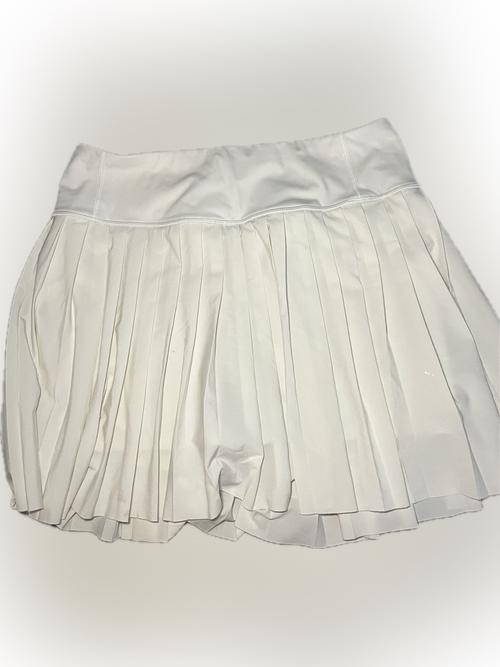 Athleta Elevate White Pleated Active Skort with Built-in Liner